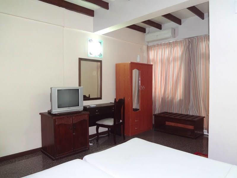 The Park House Otel Malé Dış mekan fotoğraf